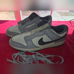 Nike dunk low men’s shoes size 10 white, black and gray